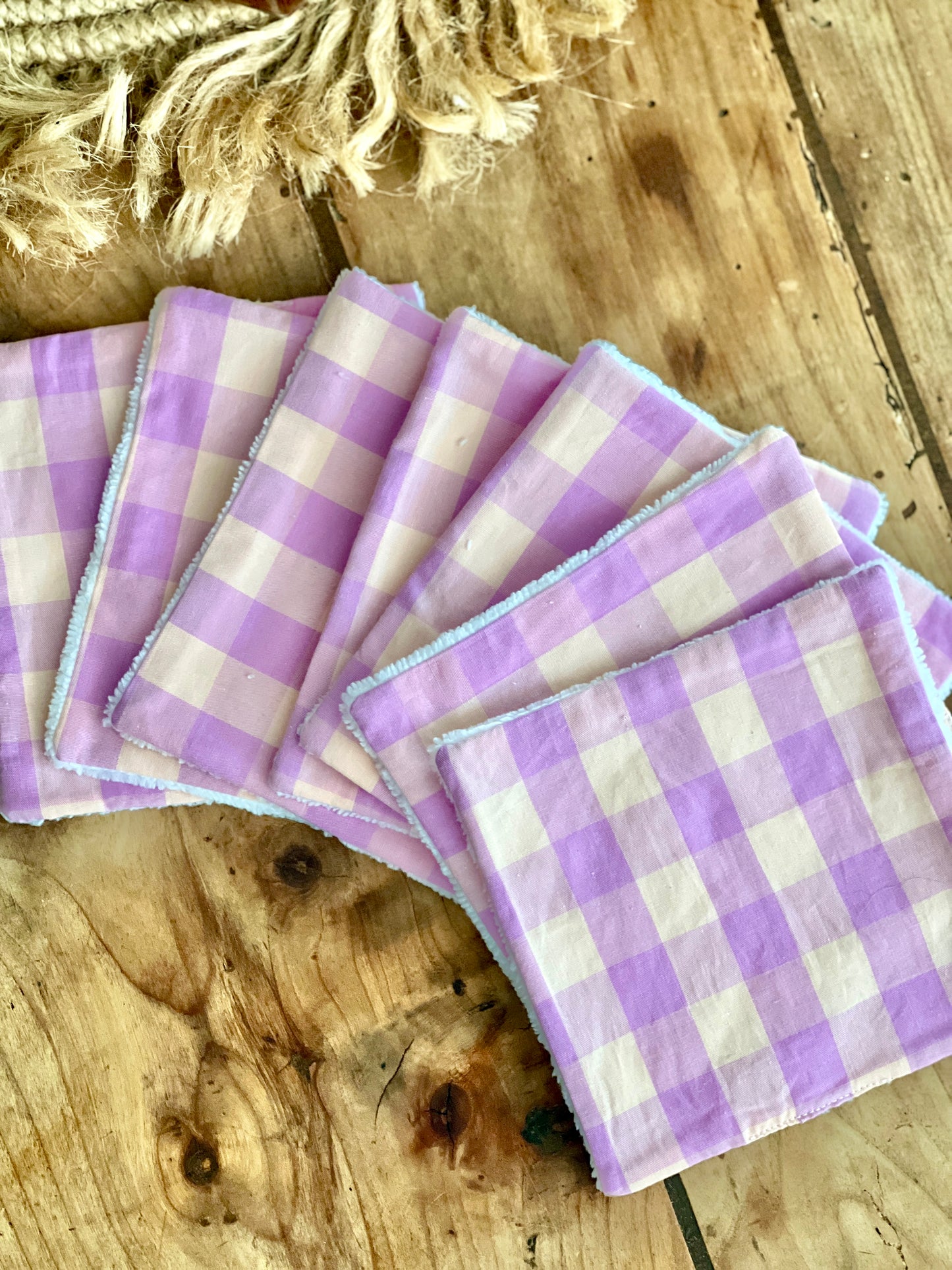 les lingettes XL en coton de bambou bio deviendront vite un indispensable de votre salle de bain !