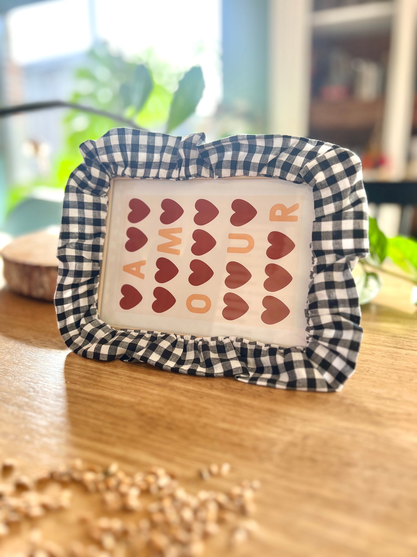 Cadre photo à froufrou – Vichy noir et blanc, artisanal & modulable