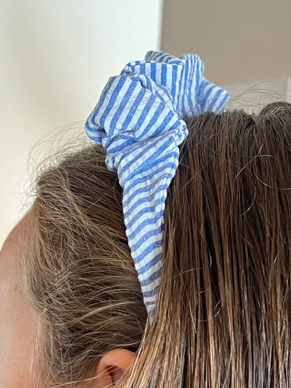 Serre-tête double gaze bleu et blanc  – élégant, léger et intemporel