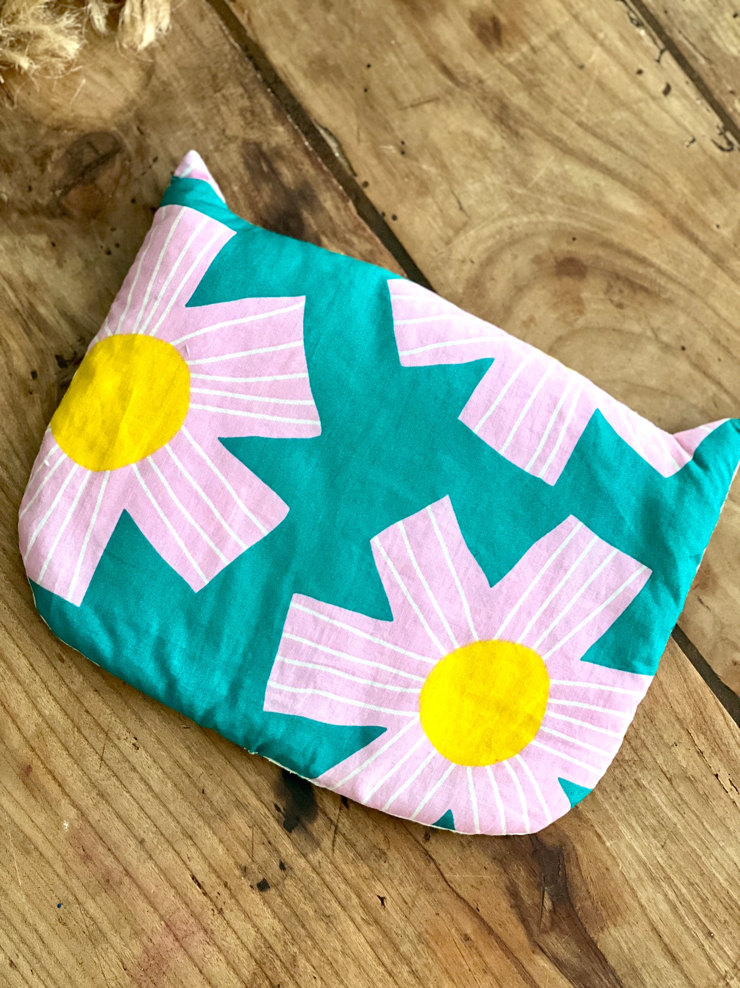 Bouillotte sèche Chat en graines de blé – 100 % coton, réconfortante et artisanale