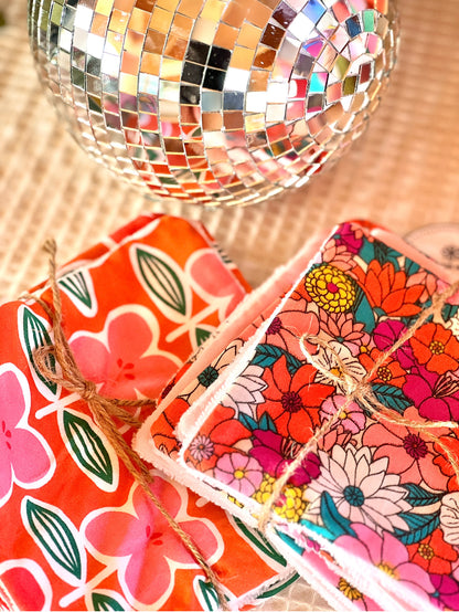 Semainier de lingettes XL 14x14 cm – Motifs années sixties funky orange et rose, lavables en machine à 40 °C