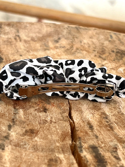 🐆 Barrette à Clip Léopard – Élégance Sauvage & Style Assuré